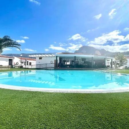 Apartamento Con Bonita Vistas, Wifi, Playa Cerca En Tenerife Sur
