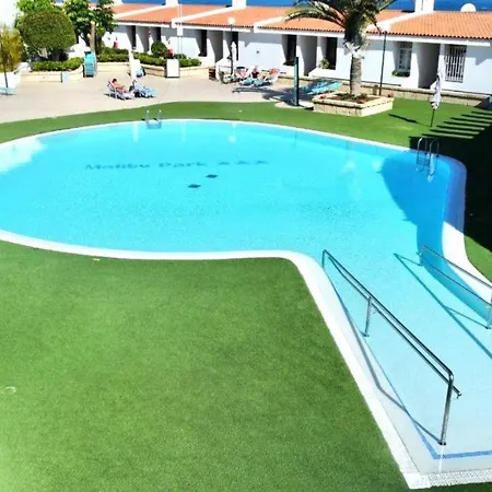 Apartamento Con Bonita Vistas, Wifi, Playa Cerca En Tenerife Sur Apartman