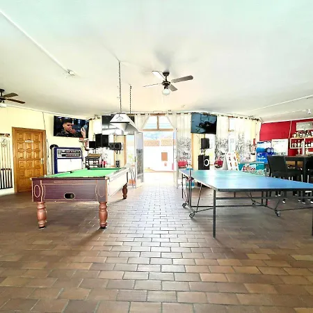 Apartamento Con Bonita Vistas, Wifi, Playa Cerca En Tenerife Sur